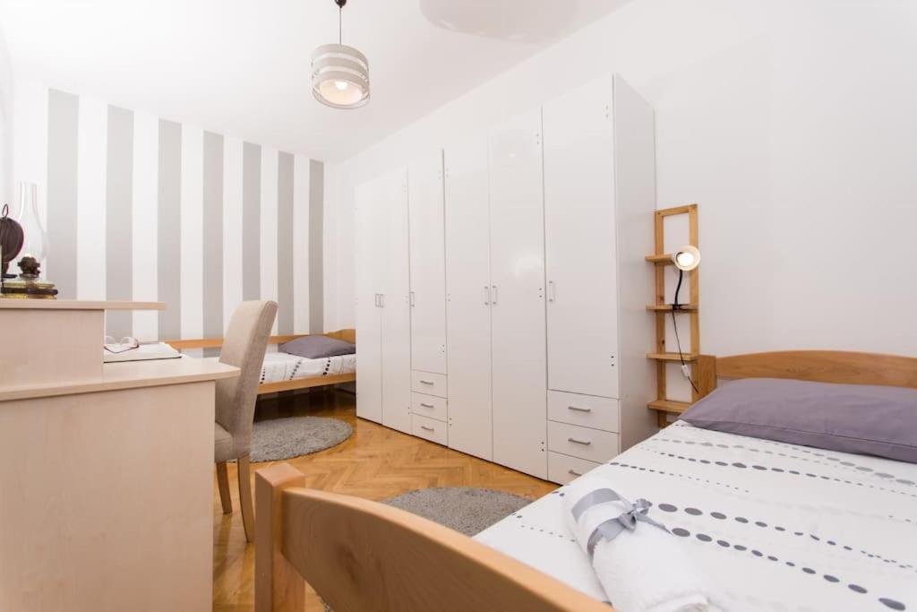 Apartment Dajana Feeling Of Home Trogir Exterior foto